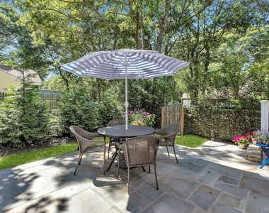 38 Woodridge Road - Photo Thumbnail 19