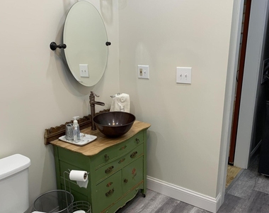 218 Washington Street - Photo Thumbnail 8