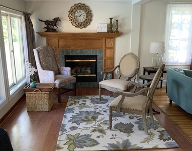 218 Washington Street - Photo Thumbnail 4