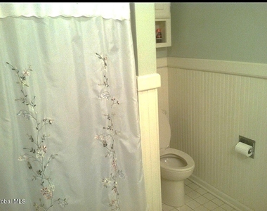 120 Van Dam Street - Photo Thumbnail 2