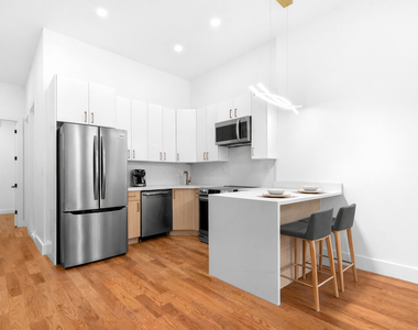 118 W 124th Street - Photo Thumbnail 1