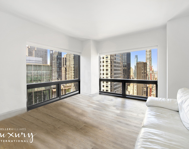 721 Fifth Avenue - Photo Thumbnail 8