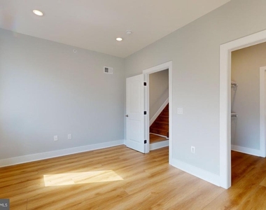 2640 N Jessup Street - Photo Thumbnail 18