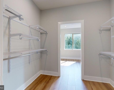 2640 N Jessup Street - Photo Thumbnail 16