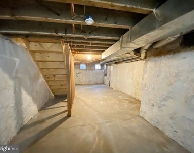 2037 N Carlisle Street - Photo Thumbnail 18