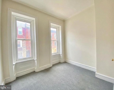 2037 N Carlisle Street - Photo Thumbnail 8