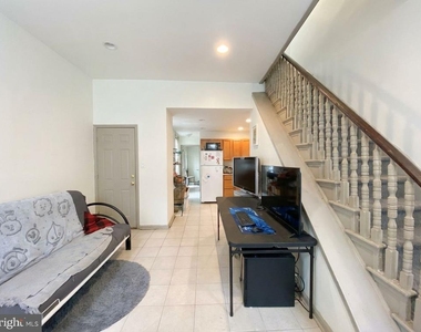 2037 N Carlisle Street - Photo Thumbnail 6