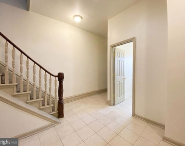 2037 N Carlisle Street - Photo Thumbnail 15