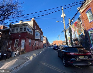 2037 N Carlisle Street - Photo Thumbnail 2