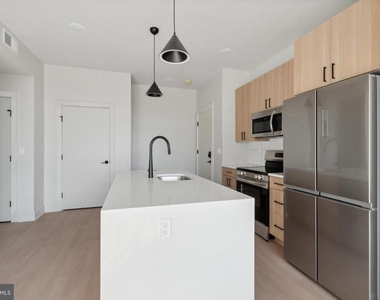 5521 Wayne Avenue - Photo Thumbnail 1