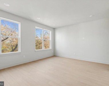 5521 Wayne Avenue - Photo Thumbnail 18