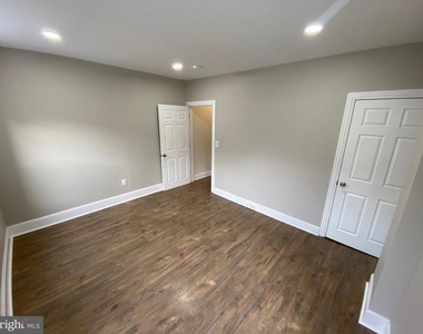 220 Pearl Street - Photo Thumbnail 14