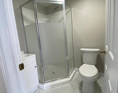220 Pearl Street - Photo Thumbnail 22