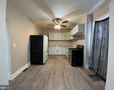 220 Pearl Street - Photo Thumbnail 5