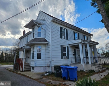 41 State Street - Photo Thumbnail 1