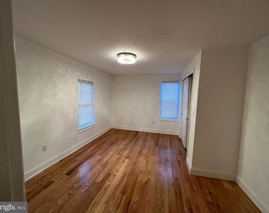 220 Lakeview Avenue - Photo Thumbnail 6