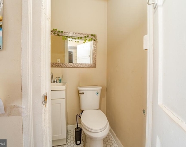 3809 Ventnor Avenue - Photo Thumbnail 11