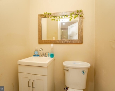 3809 Ventnor Avenue - Photo Thumbnail 12