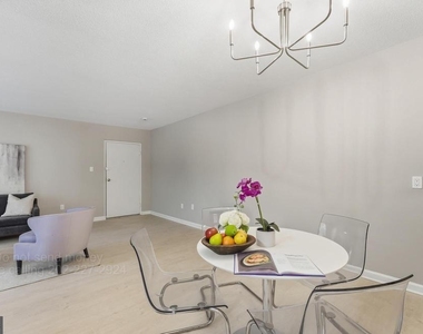 3829 Hamilton Street - Photo Thumbnail 5