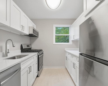 3829 Hamilton Street - Photo Thumbnail 6