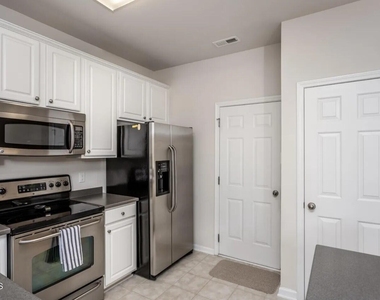 7031 Racine Way - Photo Thumbnail 5
