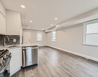 4429 Newport Avenue - Photo Thumbnail 10