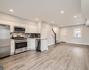 4429 Newport Avenue - Photo Thumbnail 12