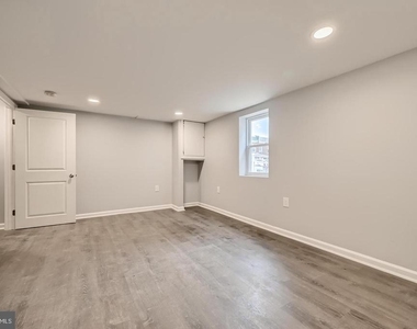 4429 Newport Avenue - Photo Thumbnail 21