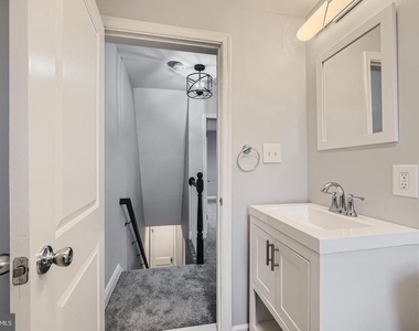 4429 Newport Avenue - Photo Thumbnail 14