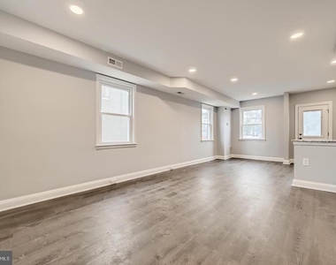 4429 Newport Avenue - Photo Thumbnail 6