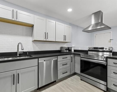 500 Umstead Drive - Photo Thumbnail 3