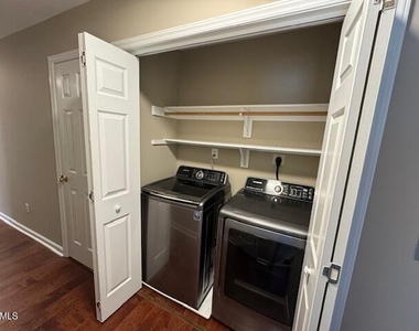 6904 Fox Haven Place - Photo Thumbnail 14