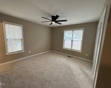 6904 Fox Haven Place - Photo Thumbnail 7