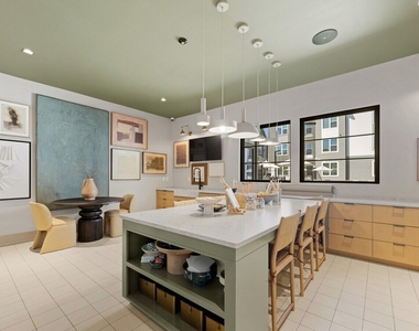 3901 Capital Hills Drive - Photo Thumbnail 13