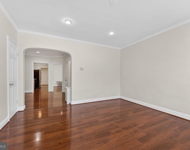 1618 18th Street Se - Photo Thumbnail 7