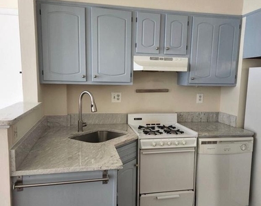2121 N Street Nw - Photo Thumbnail 1