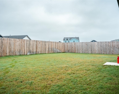 406 Halfmoon Dr - Photo Thumbnail 10