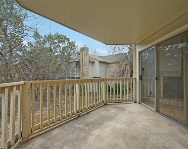 2450 Wickersham Ln - Photo Thumbnail 19
