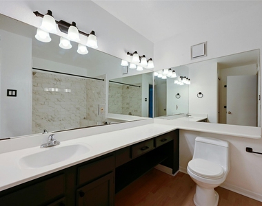 2450 Wickersham Ln - Photo Thumbnail 15