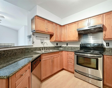 2450 Wickersham Ln - Photo Thumbnail 10