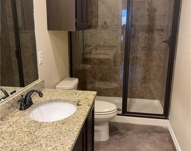 379 Joanne Loop - Photo Thumbnail 31