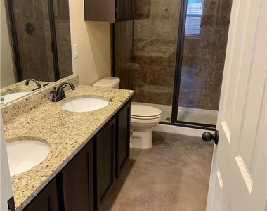 379 Joanne Loop - Photo Thumbnail 30