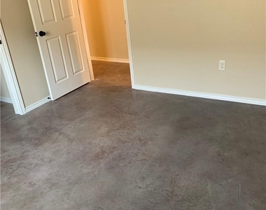 379 Joanne Loop - Photo Thumbnail 19