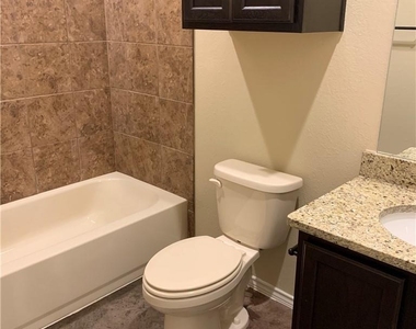 379 Joanne Loop - Photo Thumbnail 22