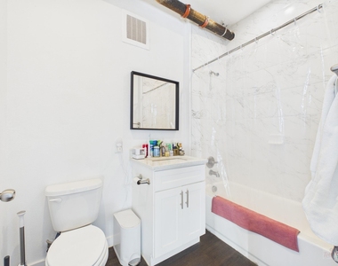 1010 W 26th St - Photo Thumbnail 4