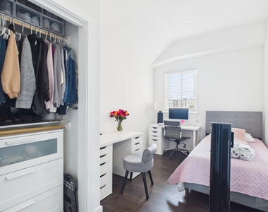 1010 W 26th St - Photo Thumbnail 5