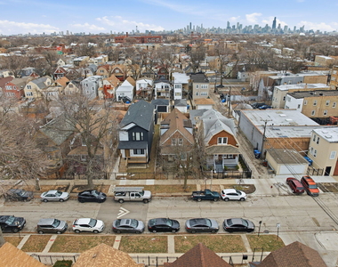 1217 N Harding Avenue - Photo Thumbnail 13