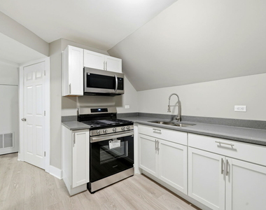 1217 N Harding Avenue - Photo Thumbnail 11