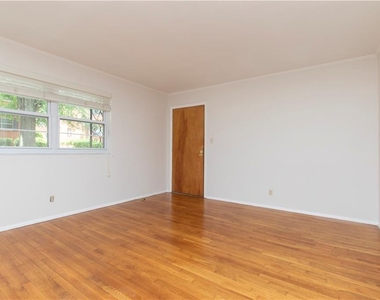 3660 Peachtree Road Ne - Photo Thumbnail 5