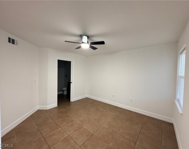 12750 Equestrian Circle - Photo Thumbnail 9